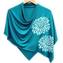 Load image into Gallery viewer, Chrysanthemum Poncho Teal with White