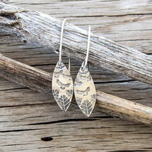 Load image into Gallery viewer, Eagles in Flight Earrings