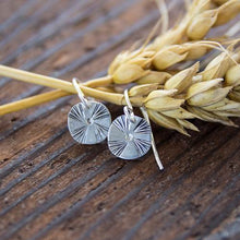 Load image into Gallery viewer, One Pretty Pinwheel Earrings