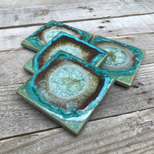 Load image into Gallery viewer, Geode Crackle Coaster - Green