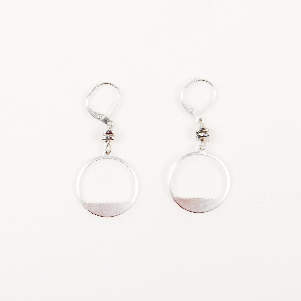 Cut Out Circle Earrings