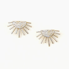 Load image into Gallery viewer, Sun Ray Post Earring Silver