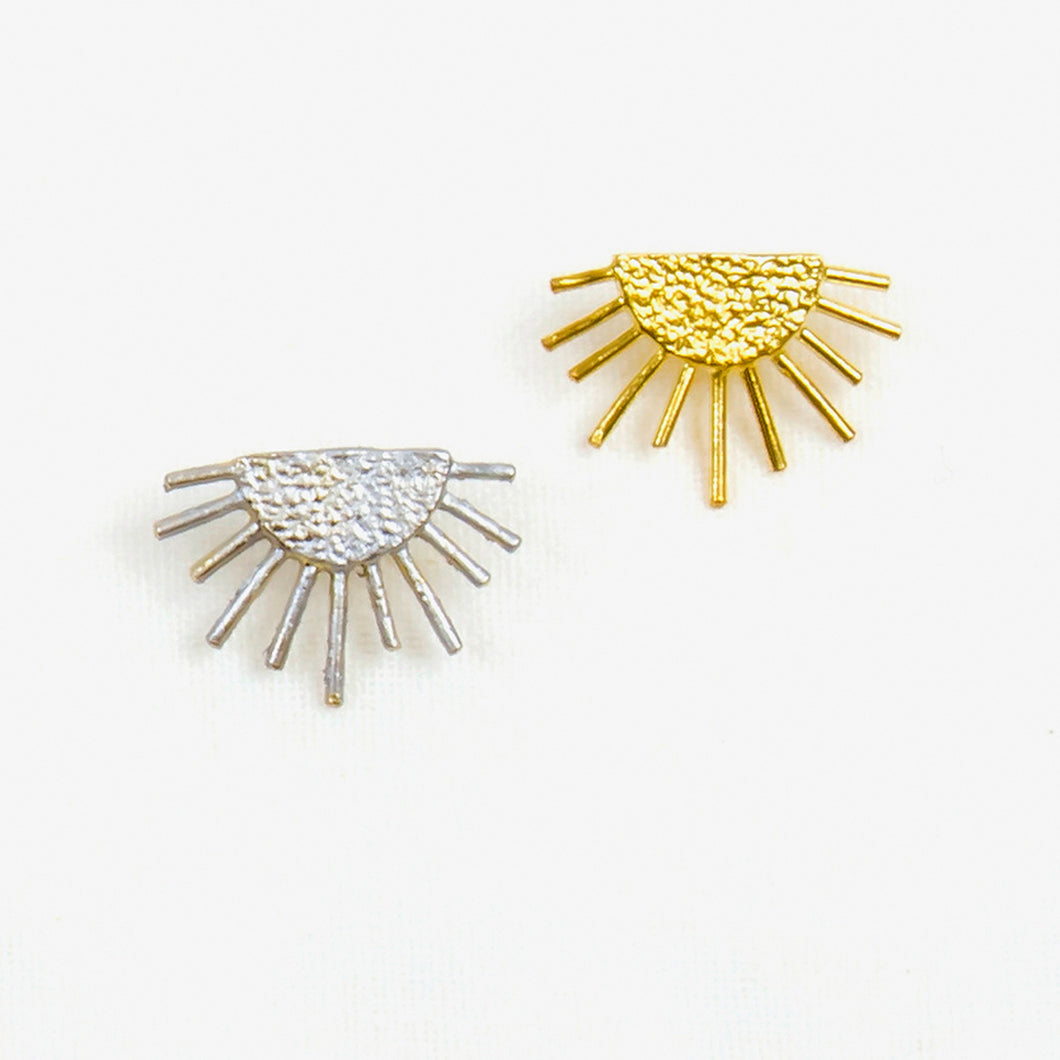 Sun Ray Post Earring Silver