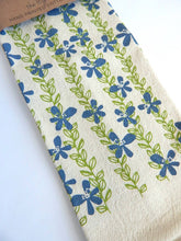 Load image into Gallery viewer, Floral Vine Kitchen Towel, Tea Towel