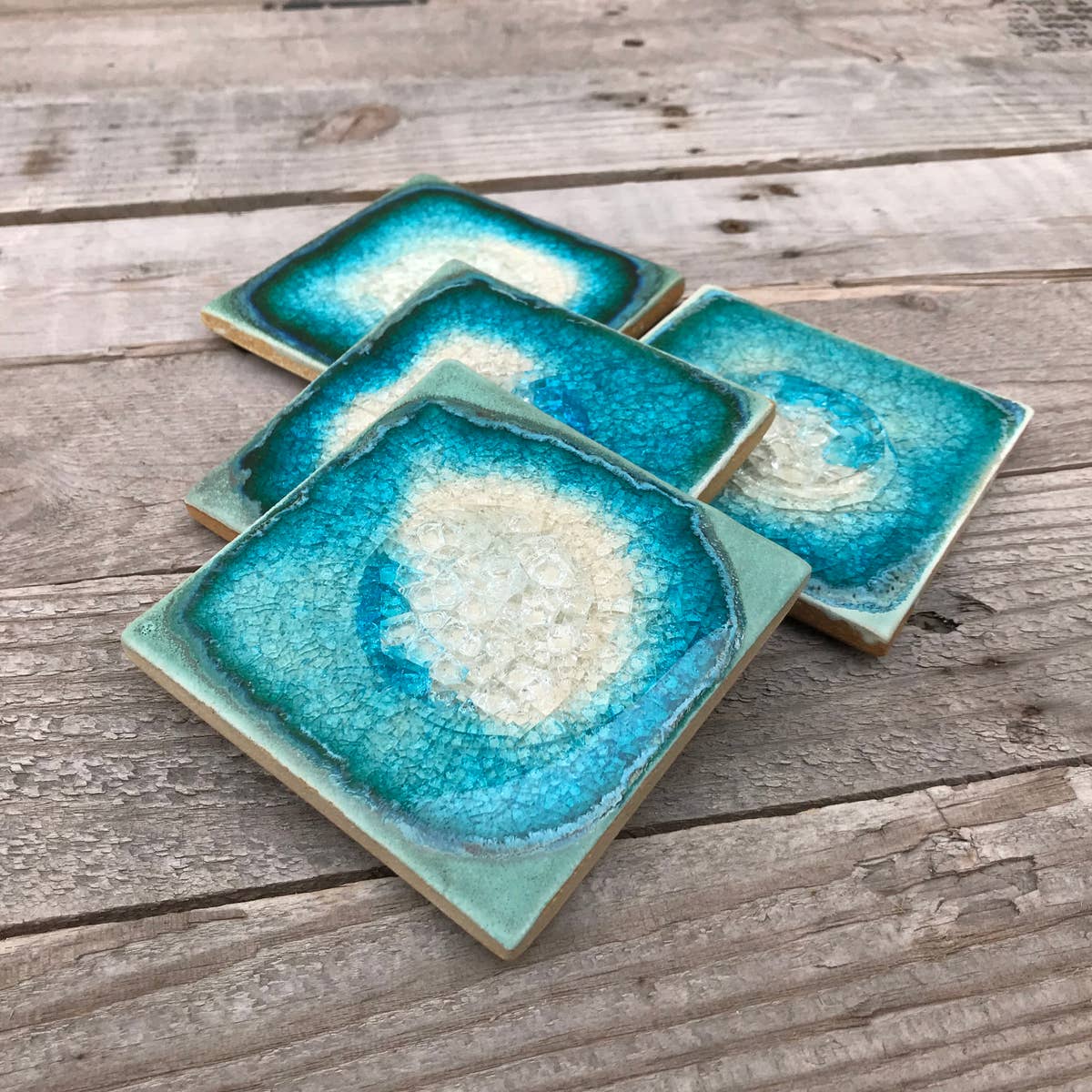 【カントク】クリスタルグラフィー・AQUA CHAPEL Geode Crackle Coaster - Aqua – Handworks Gallery Winchester