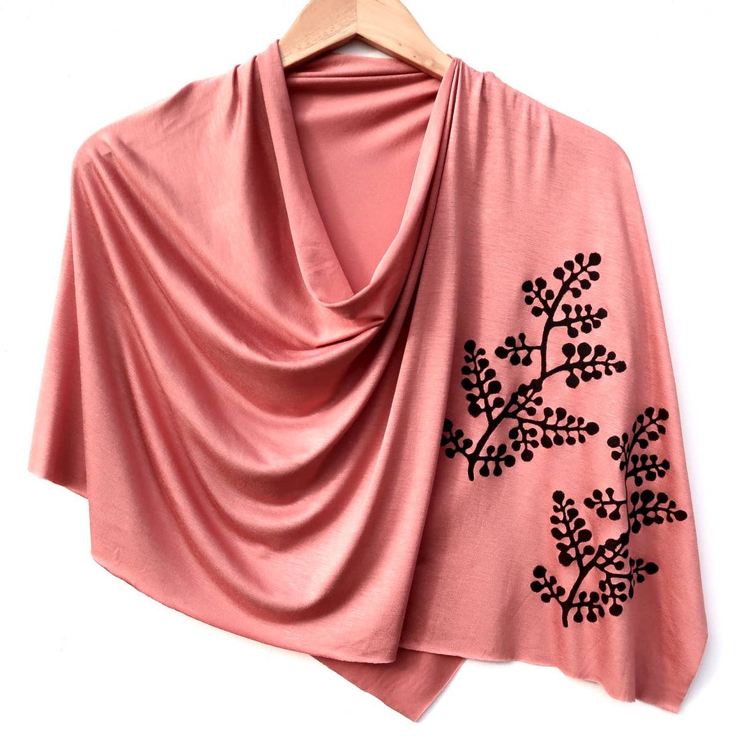 Berry branch Poncho Peach with Black